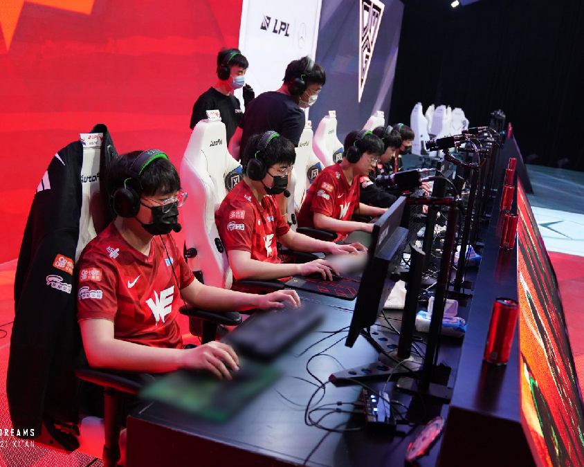 现和黑马奇 现和黑马奇